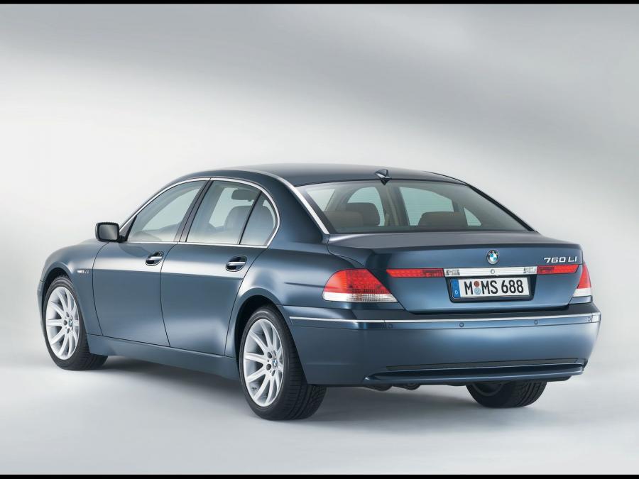  BMW 760iL 2003 года  (фото 16 из 16)